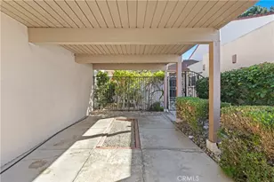 22 Meadowsweet, Irvine, CA 92612 - Photo 3