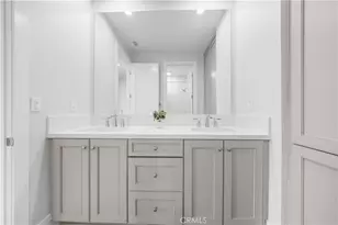 63 Longchamp, Irvine, CA 92602 - Photo 53