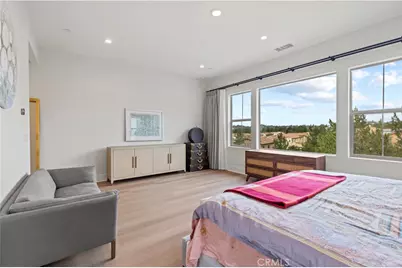 63 Longchamp, Irvine, CA 92602 - Photo 33