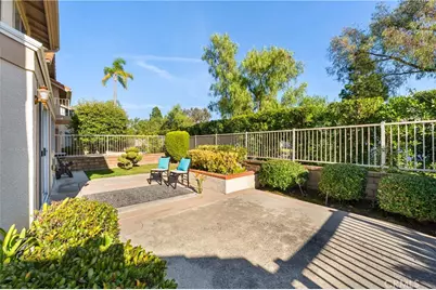 29746 Michelis Street, Laguna Niguel, CA 92677 - Photo 33