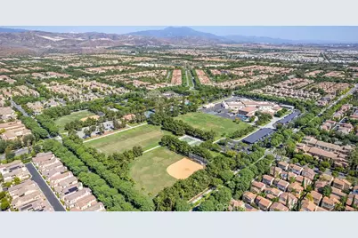 70 City Stroll, Irvine, CA 92620 - Photo 29