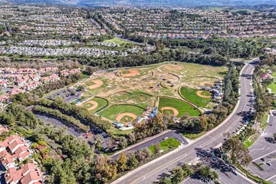 27562 Halcon, Mission Viejo, CA 92691 - Photo 29