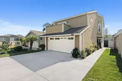 706 Oceanhill, Huntington Beach, CA 92648 - Photo 1