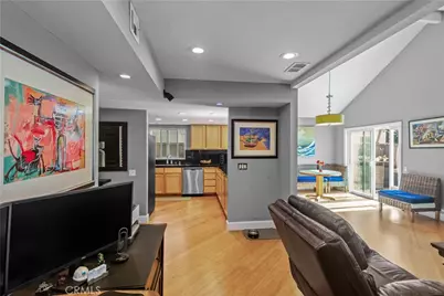 706 Oceanhill, Huntington Beach, CA 92648 - Photo 7