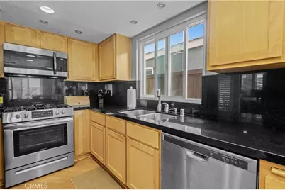 706 Oceanhill, Huntington Beach, CA 92648 - Photo 9