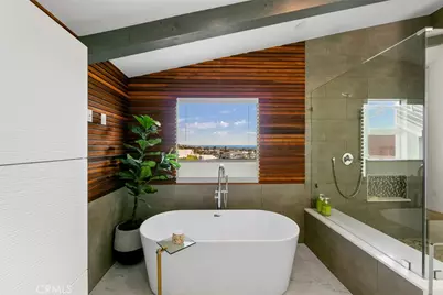 210 La Jolla, Newport Beach, CA 92663 - Photo 29