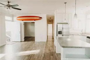 824 W 15th Street, Newport Beach, CA 92663 - Photo 13