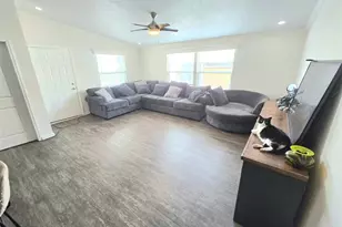 21851 Newland St, Huntington Beach, CA 92646 - Photo 7