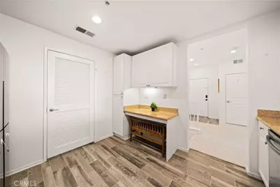 2250 Watermarke, Irvine, CA 92612 - Photo 15