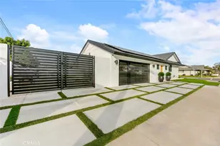 913 Junipero, Costa Mesa, CA 92626 - Photo 43