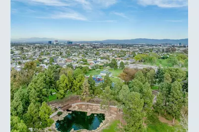 913 Junipero, Costa Mesa, CA 92626 - Photo 49