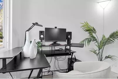 27161 Cedros, Mission Viejo, CA 92692 - Photo 19