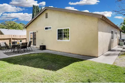 27161 Cedros, Mission Viejo, CA 92692 - Photo 35