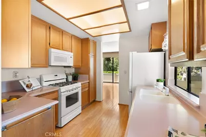 2595 Plaza Del Amo #424, Torrance, CA 90503 - Photo 13