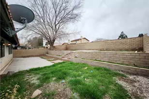 12850 Bermuda Dunes Dr, Victorville, CA 92395 - Photo 33