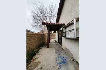 12850 Bermuda Dunes Drive, Victorville, CA 92395 - Photo 31