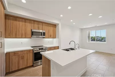 145 N First Avenue, Upland, CA 91786 - Photo 3