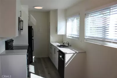 23294 Orange Avenue #6, Lake Forest, CA 92630 - Photo 9