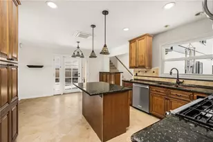 16762 Mulberry Cir, Fountain Valley, CA 92708 - Photo 17