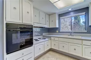 930 Ave Majorca, Laguna Woods, CA 92637 - Photo 13