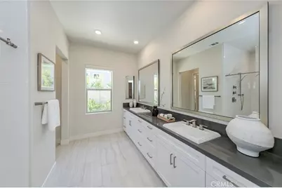 56 Chasma, Irvine, CA 92618 - Photo 19