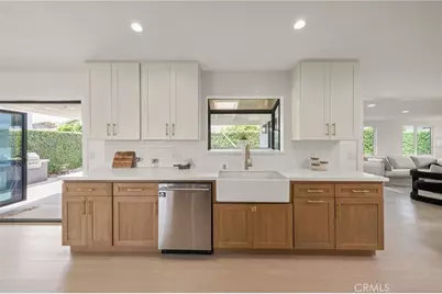 6901 Breeland, Huntington Beach, CA 92647 - Photo 15