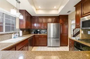 210 6th, Huntington Beach, CA 92648 - Photo 9