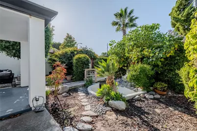 2207 Golden Circle, Newport Beach, CA 92660 - Photo 5