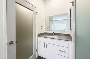 424 S Westmoreland Ave, Los Angeles, CA 90020 - Photo 19