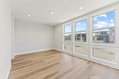 209 Stage, Irvine, CA 92618 - Photo 35