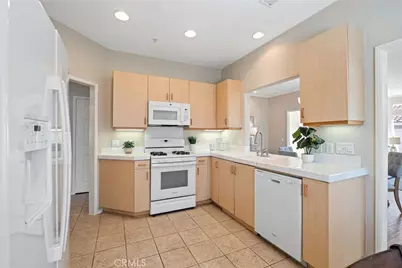 21464 San Bernardo, Mission Viejo, CA 92692 - Photo 13