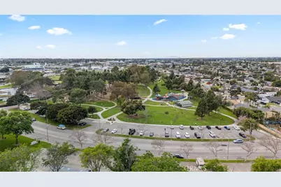 2702 San Lucas Lane, Costa Mesa, CA 92626 - Photo 55