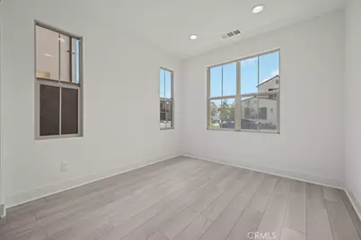 155 Somera, Irvine, CA 92602 - Photo 7