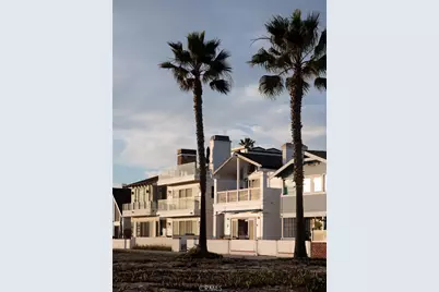 116 E Oceanfront, Newport Beach, CA 92661 - Photo 3