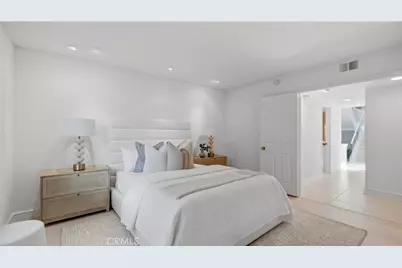 31 Saint Tropez, Newport Beach, CA 92660 - Photo 35