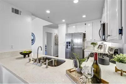 91 Tierra Plano, Rancho Santa Margarita, CA 92688 - Photo 9