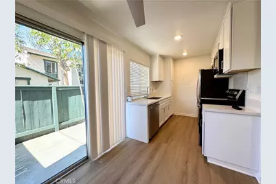 23220 Orange #1, Lake Forest, CA 92630 - Photo 3