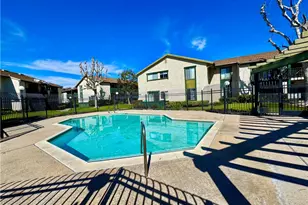 23220 Orange, Lake Forest, CA 92630 - Photo 17