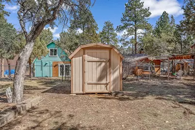 523 Wabash Lane, Sugarloaf, CA 92386 - Photo 23