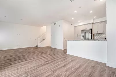 572 E Imperial, El Segundo, CA 90245 - Photo 5
