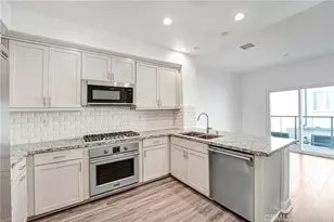 572 E Imperial, El Segundo, CA 90245 - Photo 7