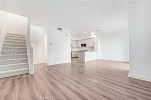 572 E Imperial, El Segundo, CA 90245 - Photo 3