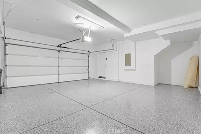 572 E Imperial, El Segundo, CA 90245 - Photo 21