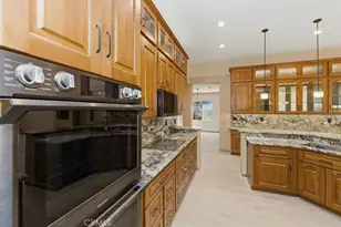 13747 Robinbrook Ct, Eastvale, CA 92880 - Photo 23