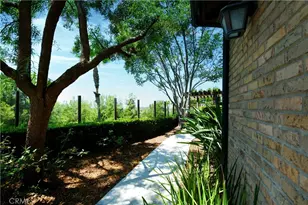 99 Fuchsia, Lake Forest, CA 92630 - Photo 29