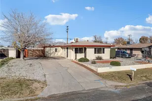 16264 Del Norte Dr, Victorville, CA 92395 - Photo 27