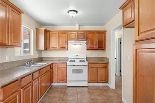 16264 Del Norte Dr, Victorville, CA 92395 - Photo 9