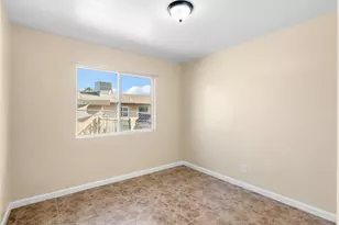 16264 Del Norte Dr, Victorville, CA 92395 - Photo 15