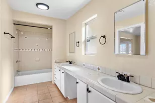 16264 Del Norte Dr, Victorville, CA 92395 - Photo 23