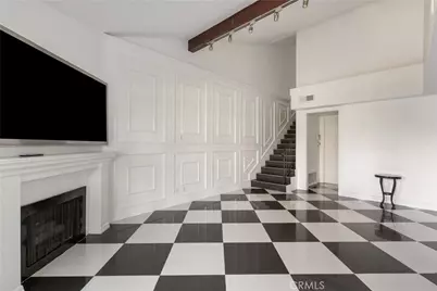 345 University Drive #F4, Costa Mesa, CA 92627 - Photo 3